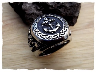 Ring "Anker" aus Edelstahl US13/69