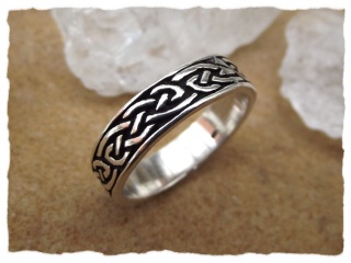 Ring "Keltischer Knoten" aus Silber 60/19